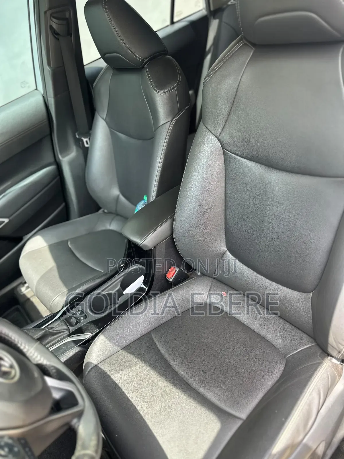 Toyota Corolla Cross 2.0 Petrol AWD 2022 Gray