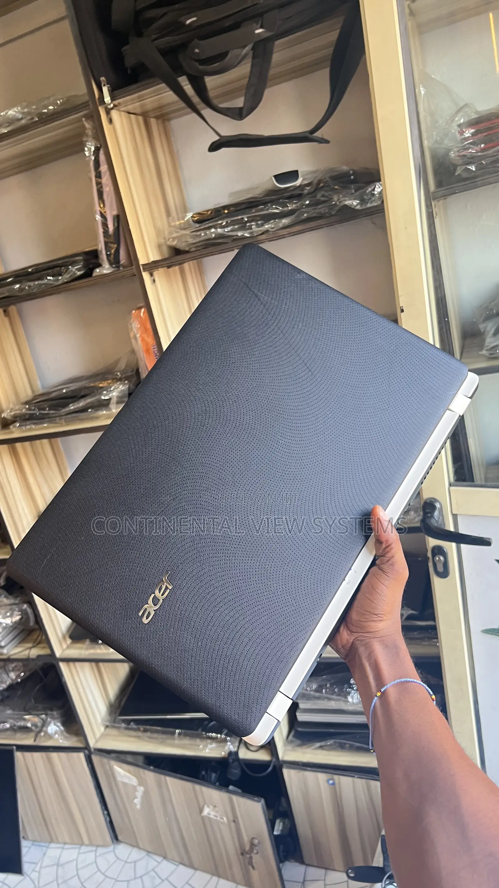 Laptop Acer Aspire ES1-420 8GB AMD HDD 320GB