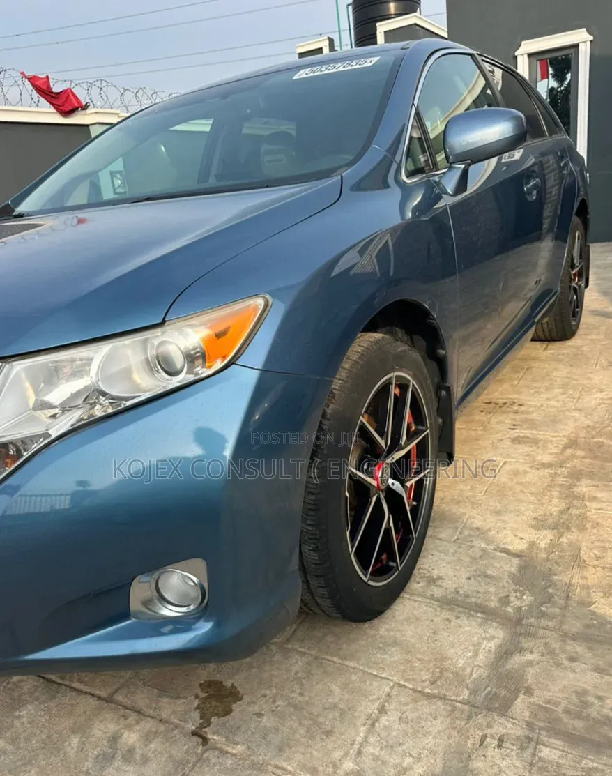 Toyota Venza 2010 Blue