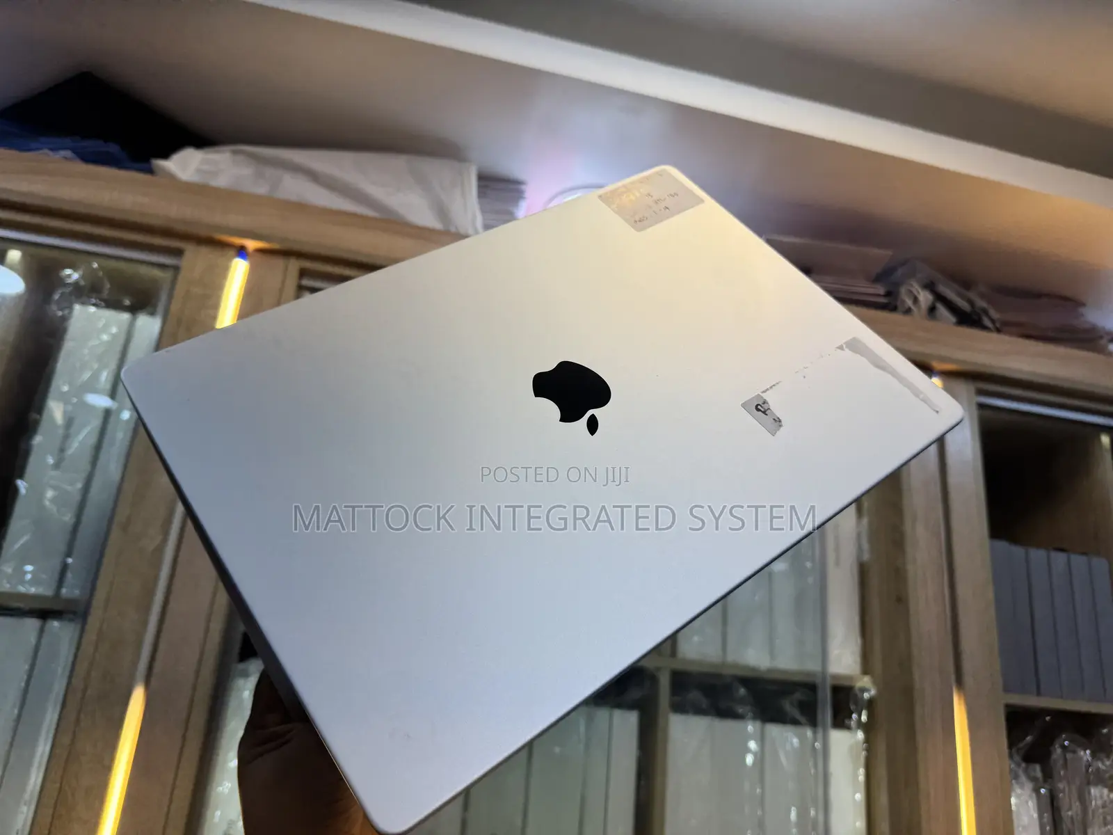 Laptop Apple MacBook Pro 2021 M1 Max 32GB Apple M1 Pro SSD 512GB
