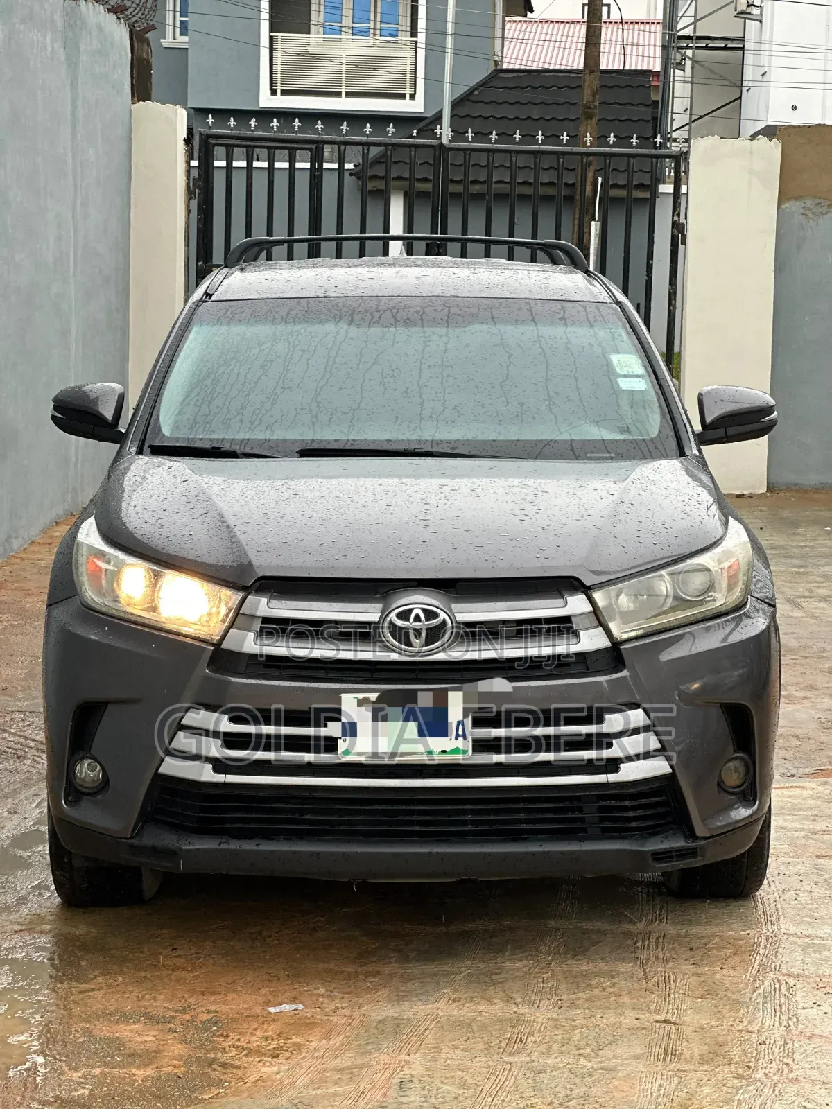 Toyota Highlander LE 4dr SUV (2.7L 4cyl 6A) 2015 Gray