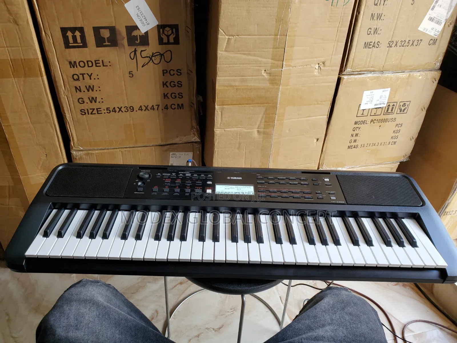 PSR E383 Keyboard