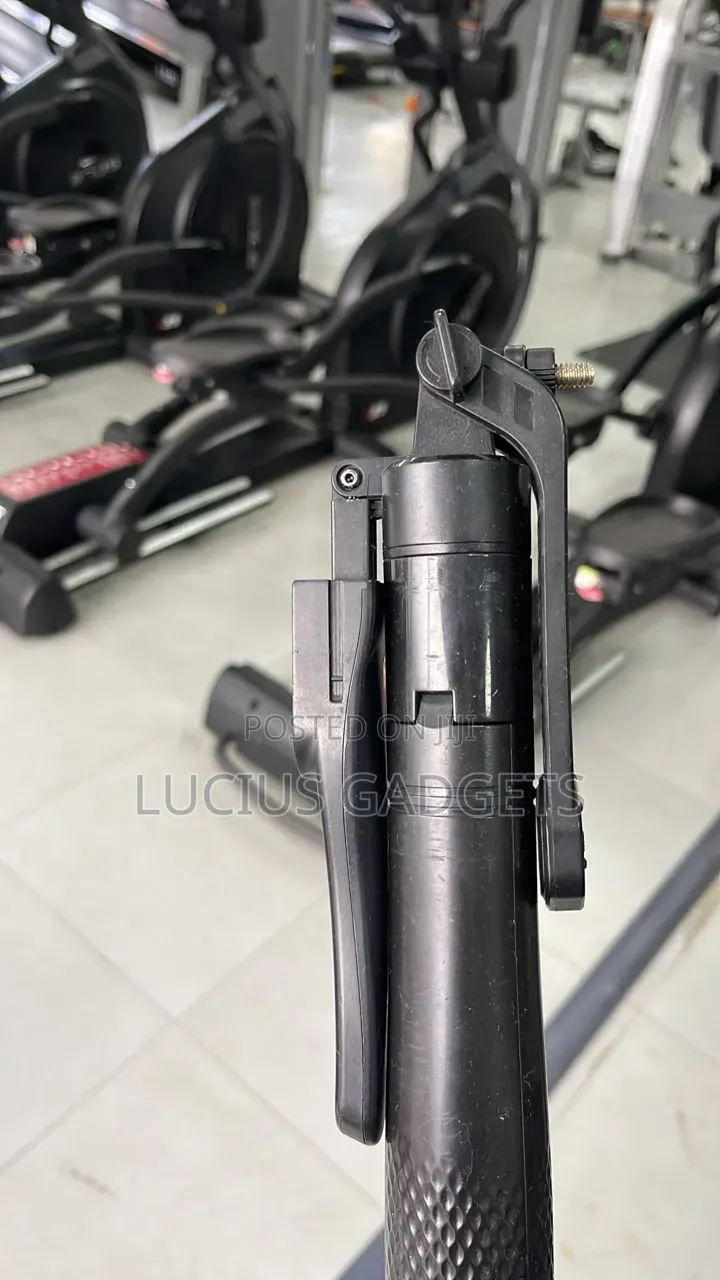 Q 185 Tripod