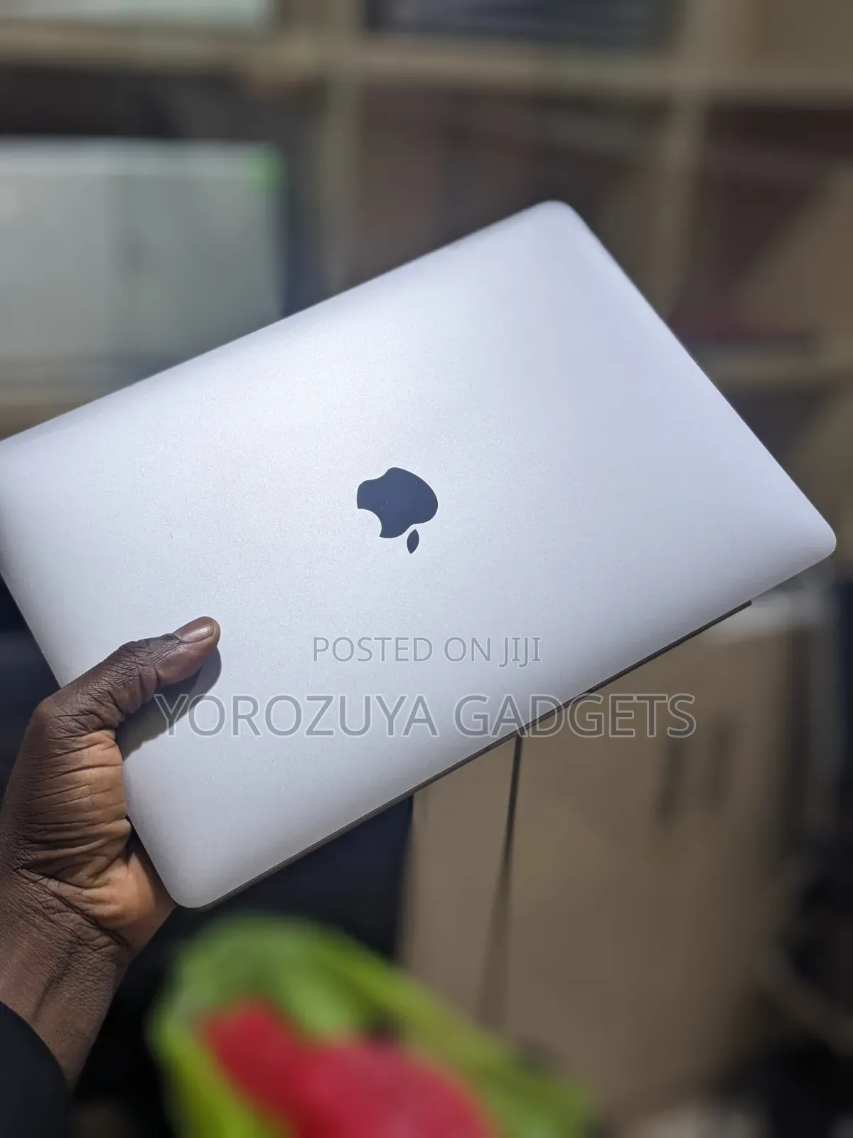 Laptop Apple MacBook Pro 2020 16GB Intel Core i7 SSD 1T