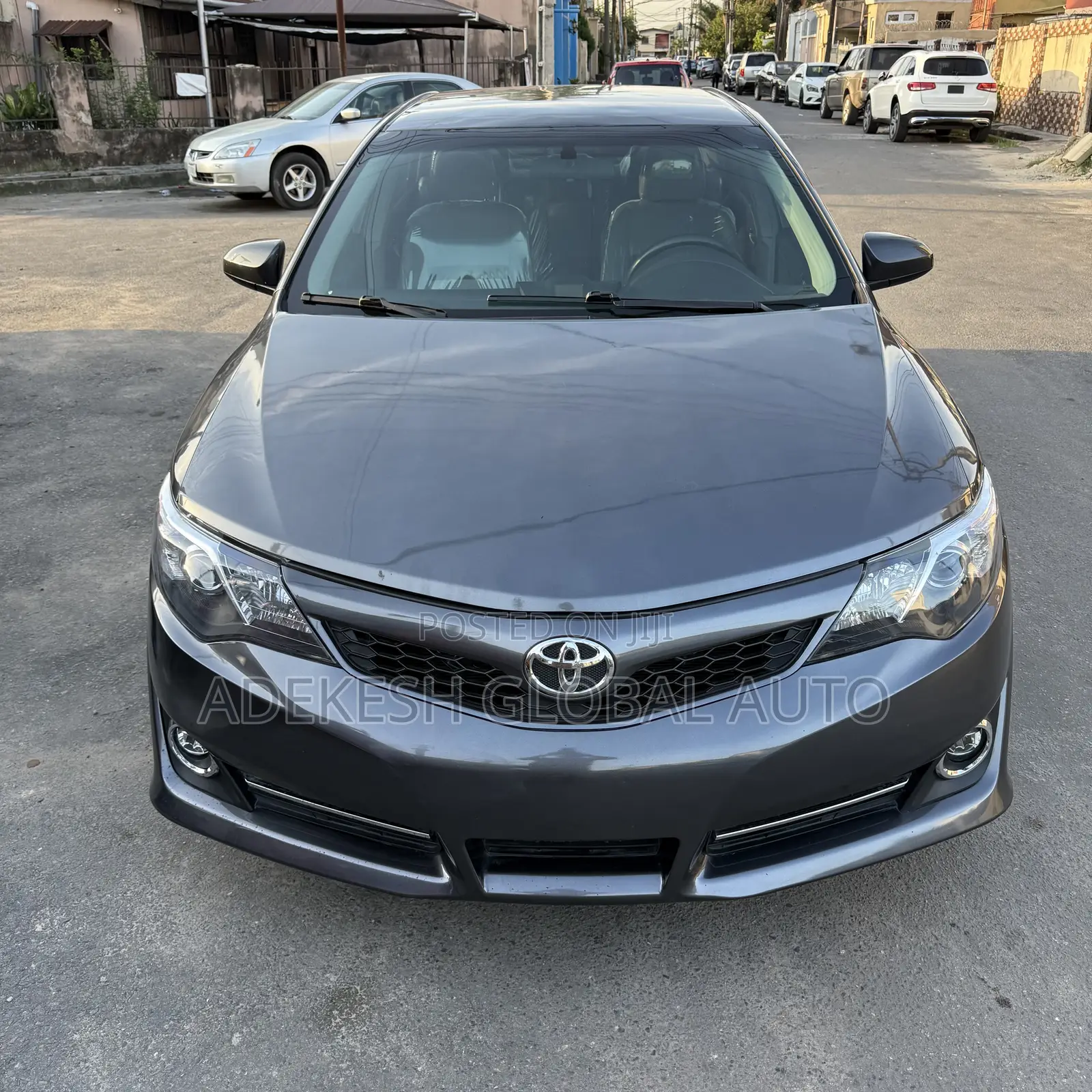 Toyota Camry LE 4dr Sedan (2.5L 4cyl 6A) 2013 Gray