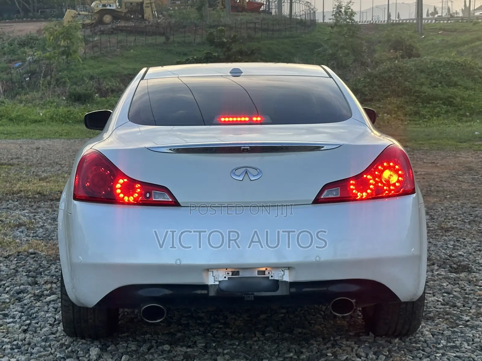 Infiniti G 2011 White