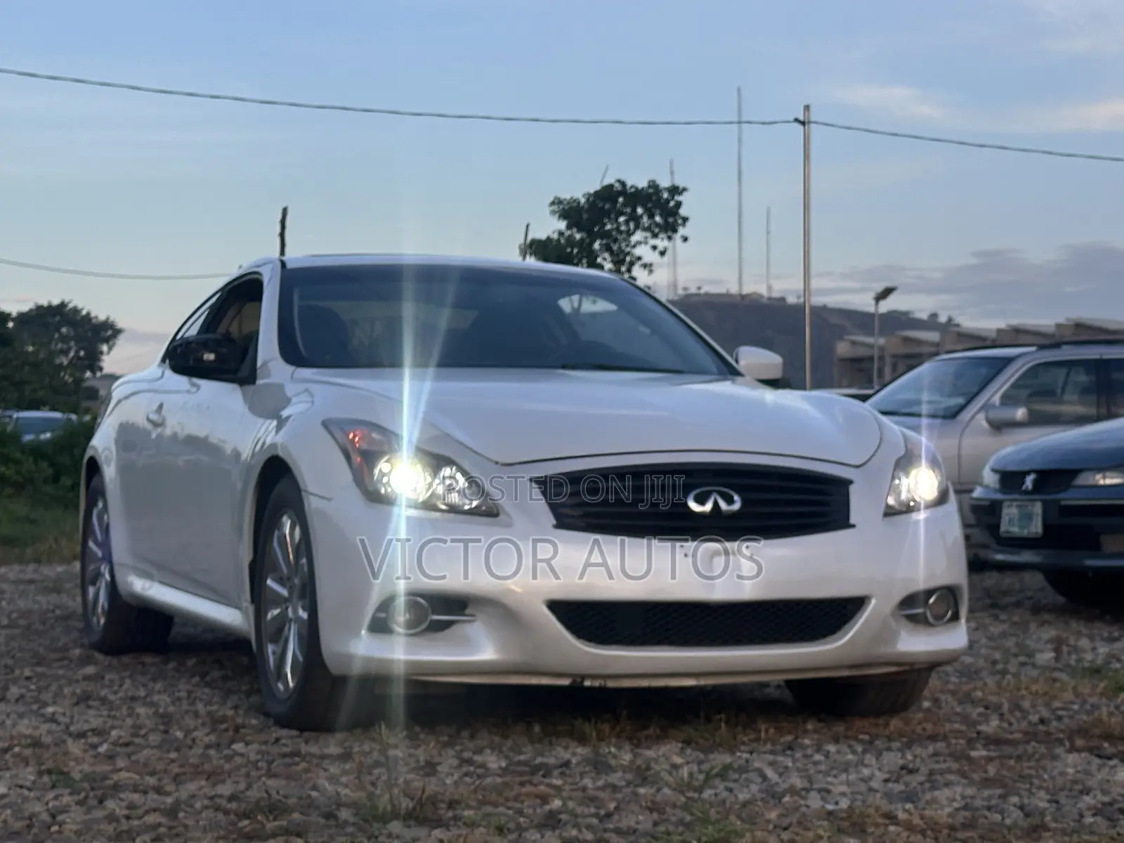 Infiniti G 2011 White