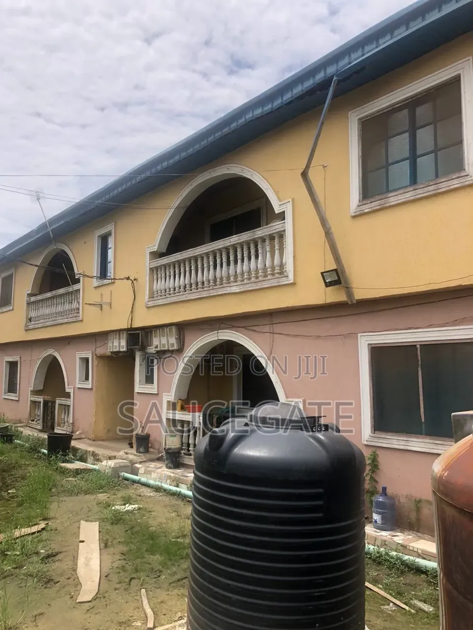 2bdrm Block of Flats in Satellite Town for sale
