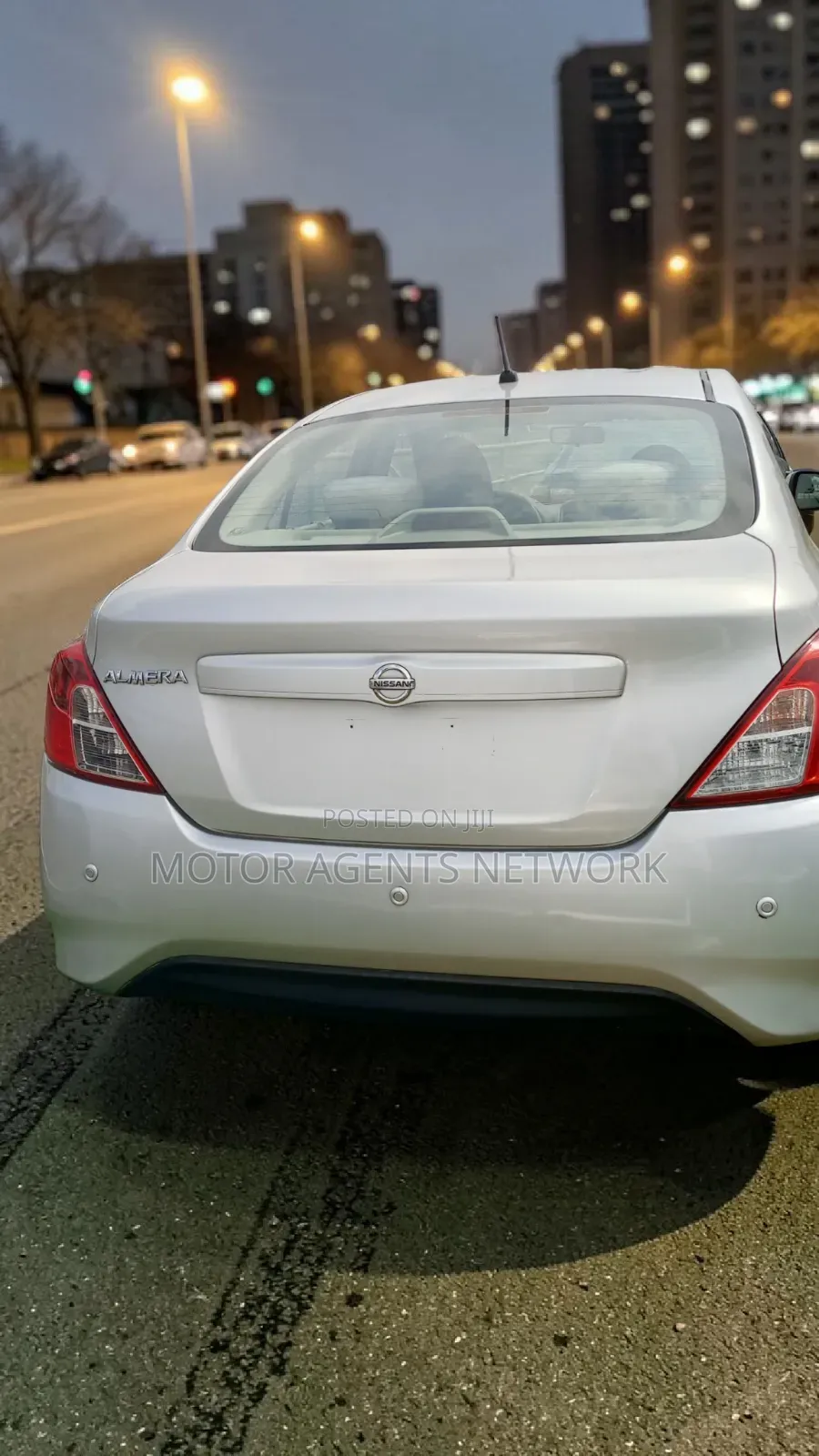 Nissan Almera 2019 Silver