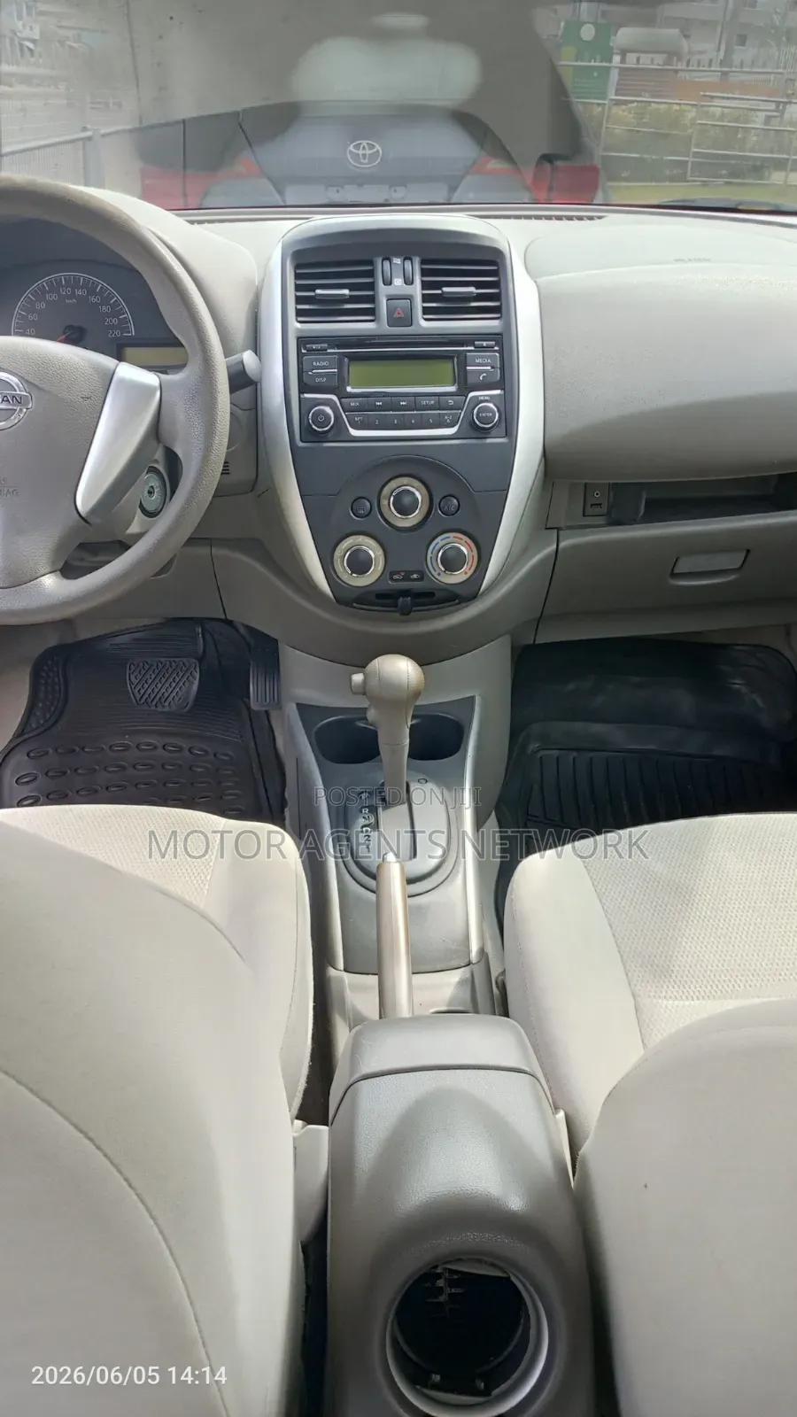 Nissan Almera 2019 Silver