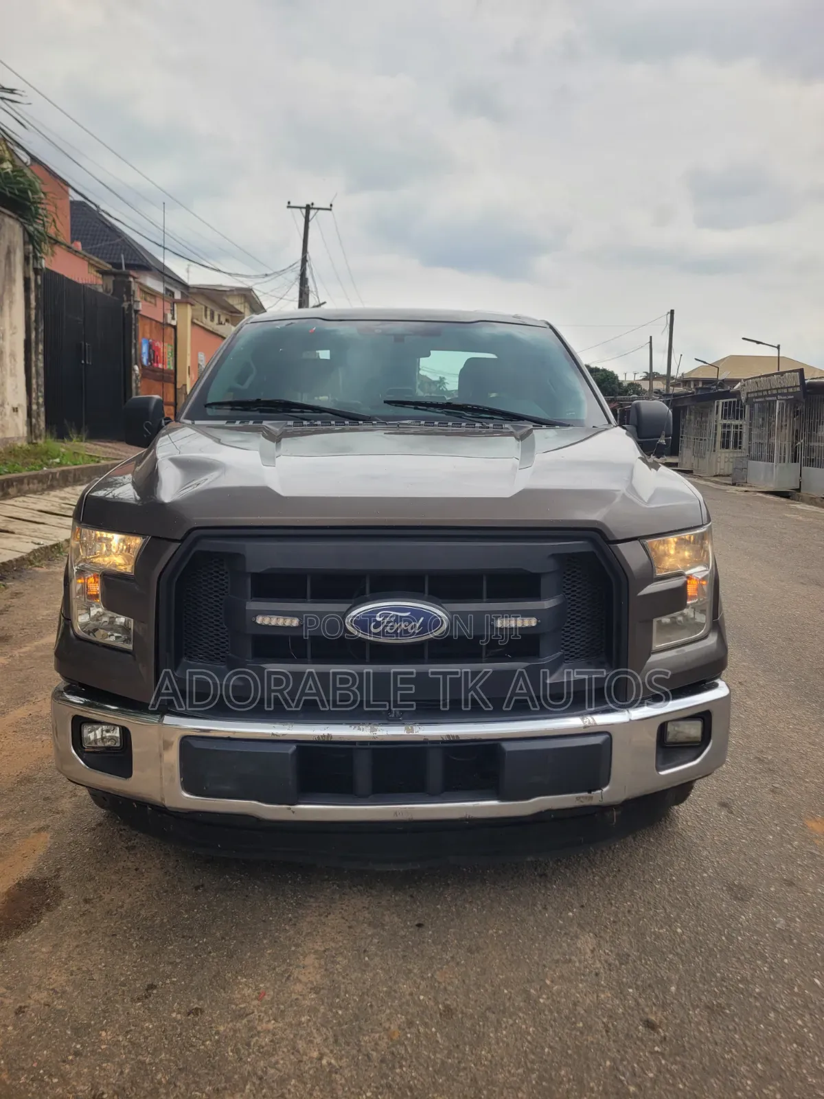 Ford F-150 XLT 4dr SuperCrew 4WD 6.5 ft. SB (5.0L 8cyl 6A) 2015 Brown