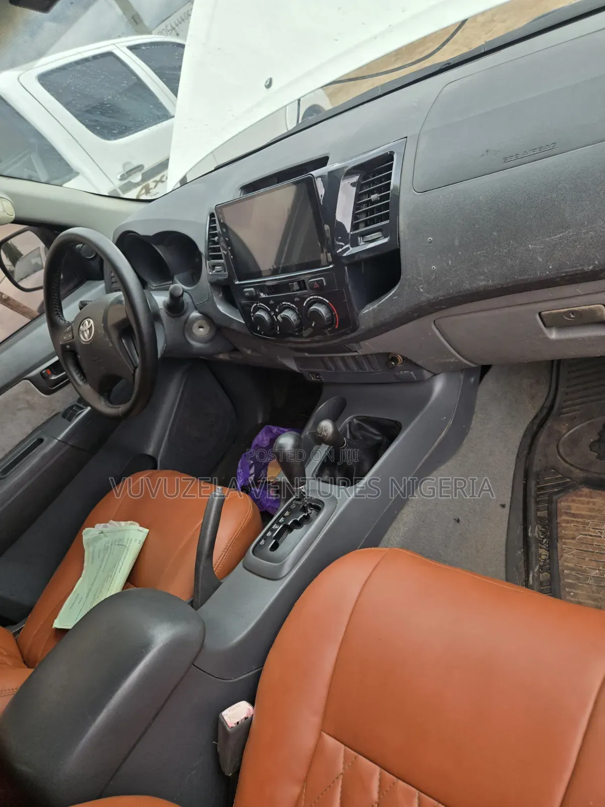 Toyota Hilux 2014 White