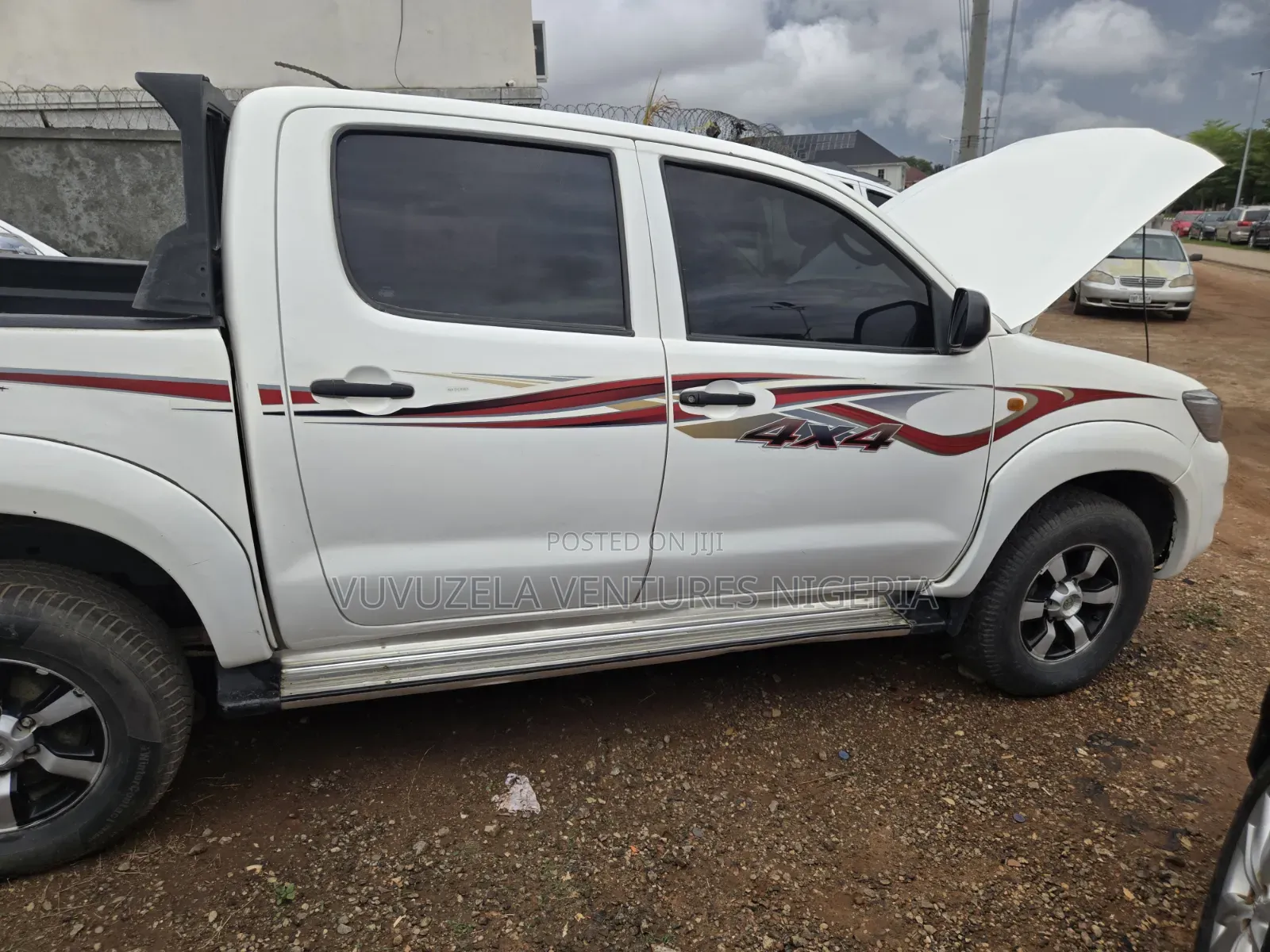 Toyota Hilux 2014 White