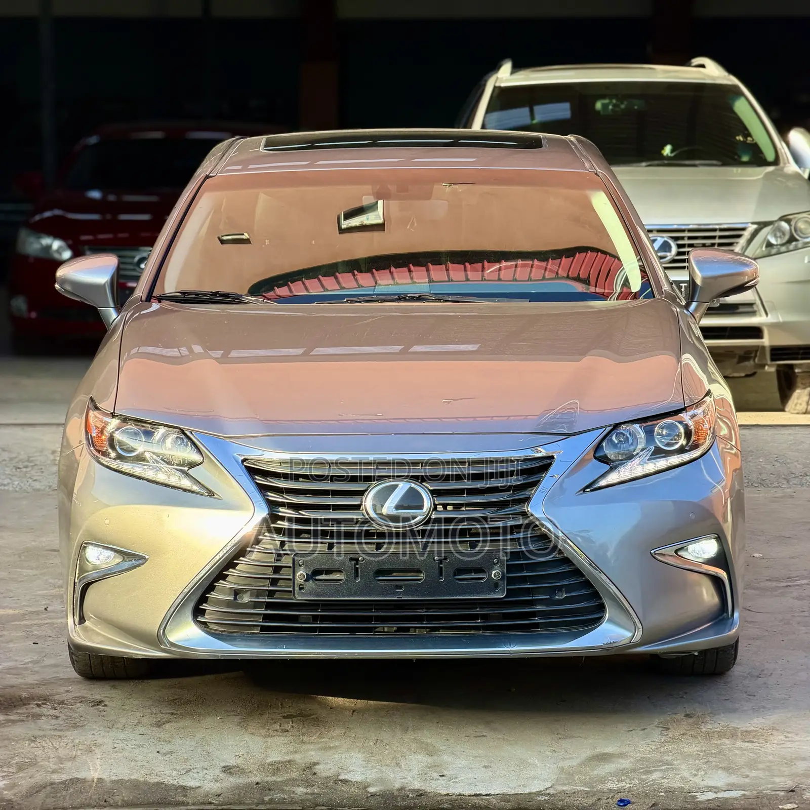 Lexus ES 350 FWD 2016