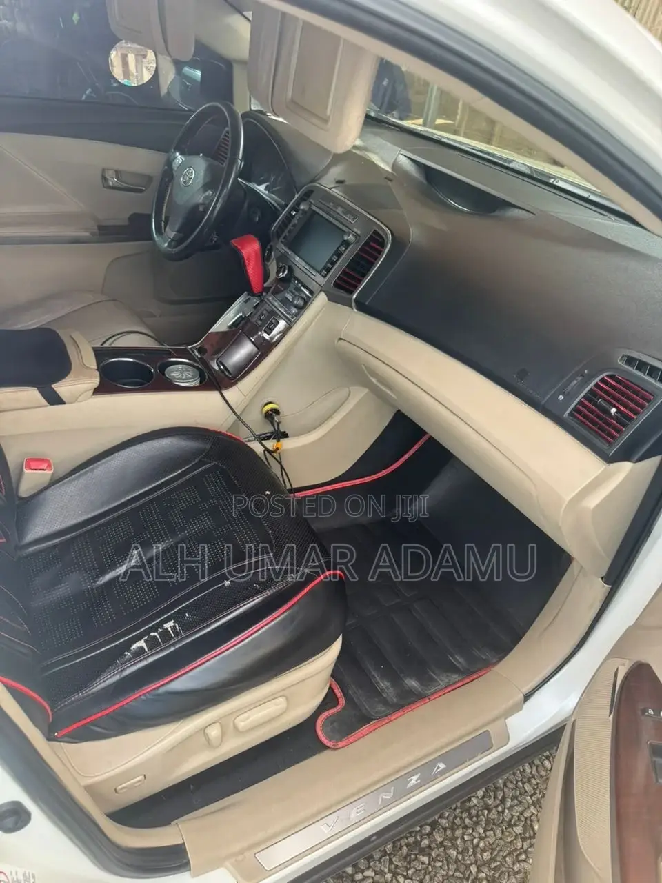 Toyota Venza 2011 White