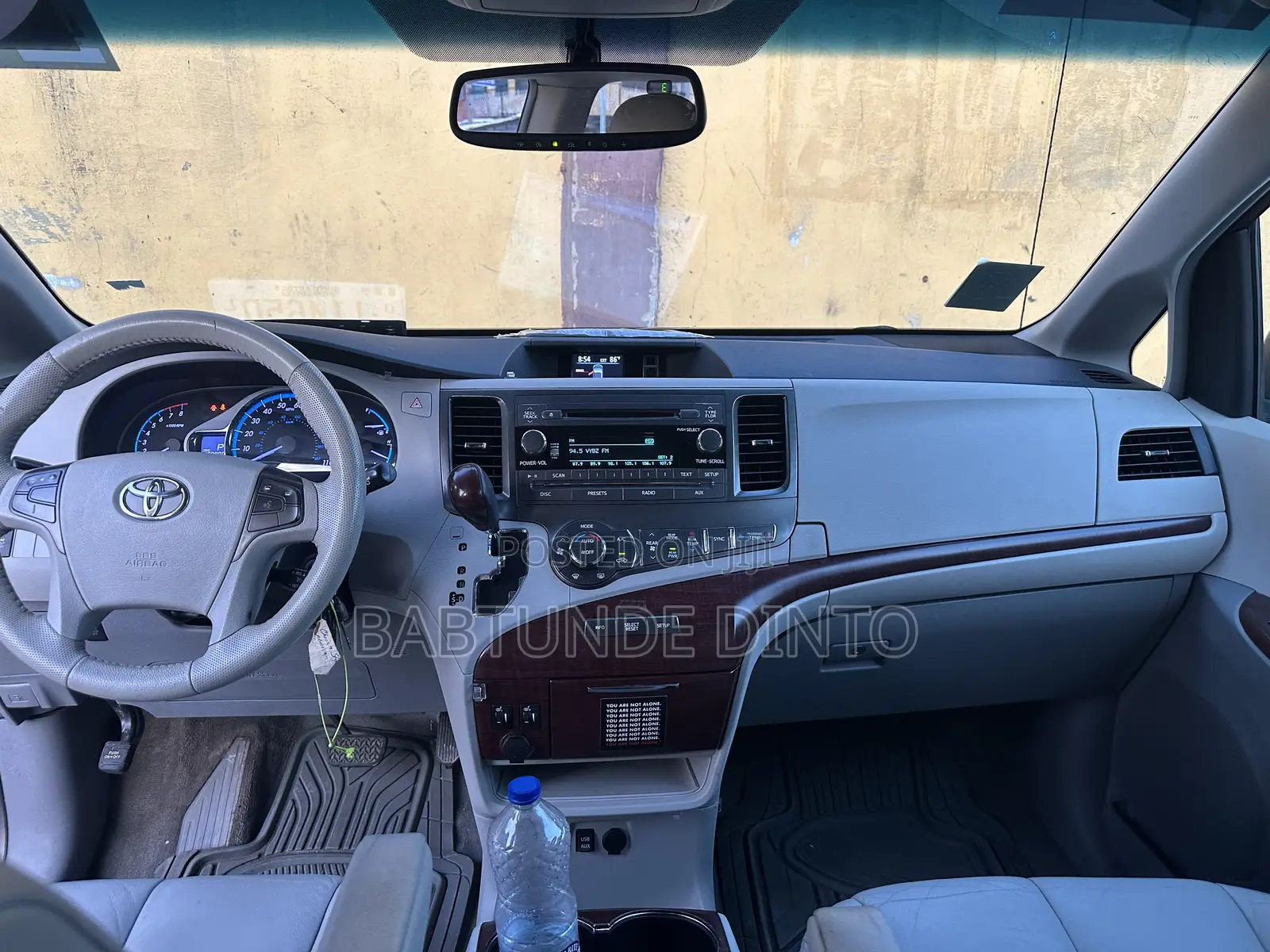 Toyota Sienna XLE 7 Passenger Mobility 2011 Gray