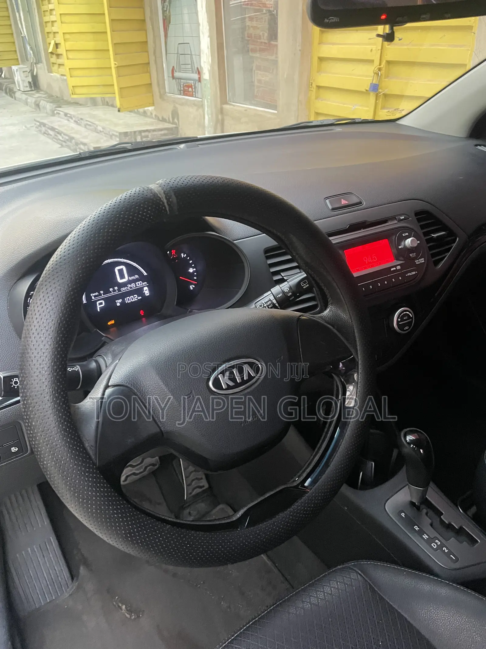 Kia Morning 2012 White