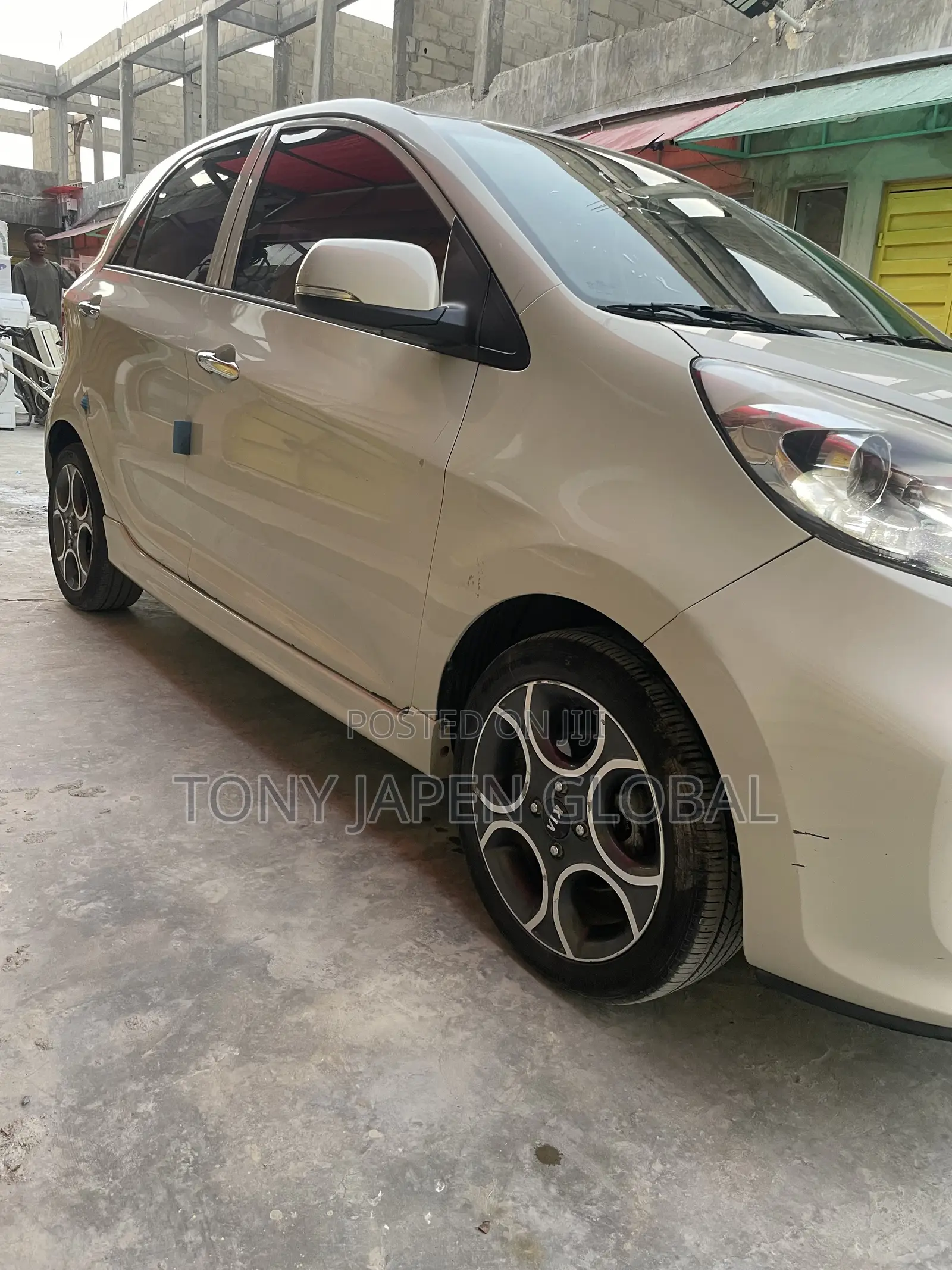 Kia Morning 2012 White