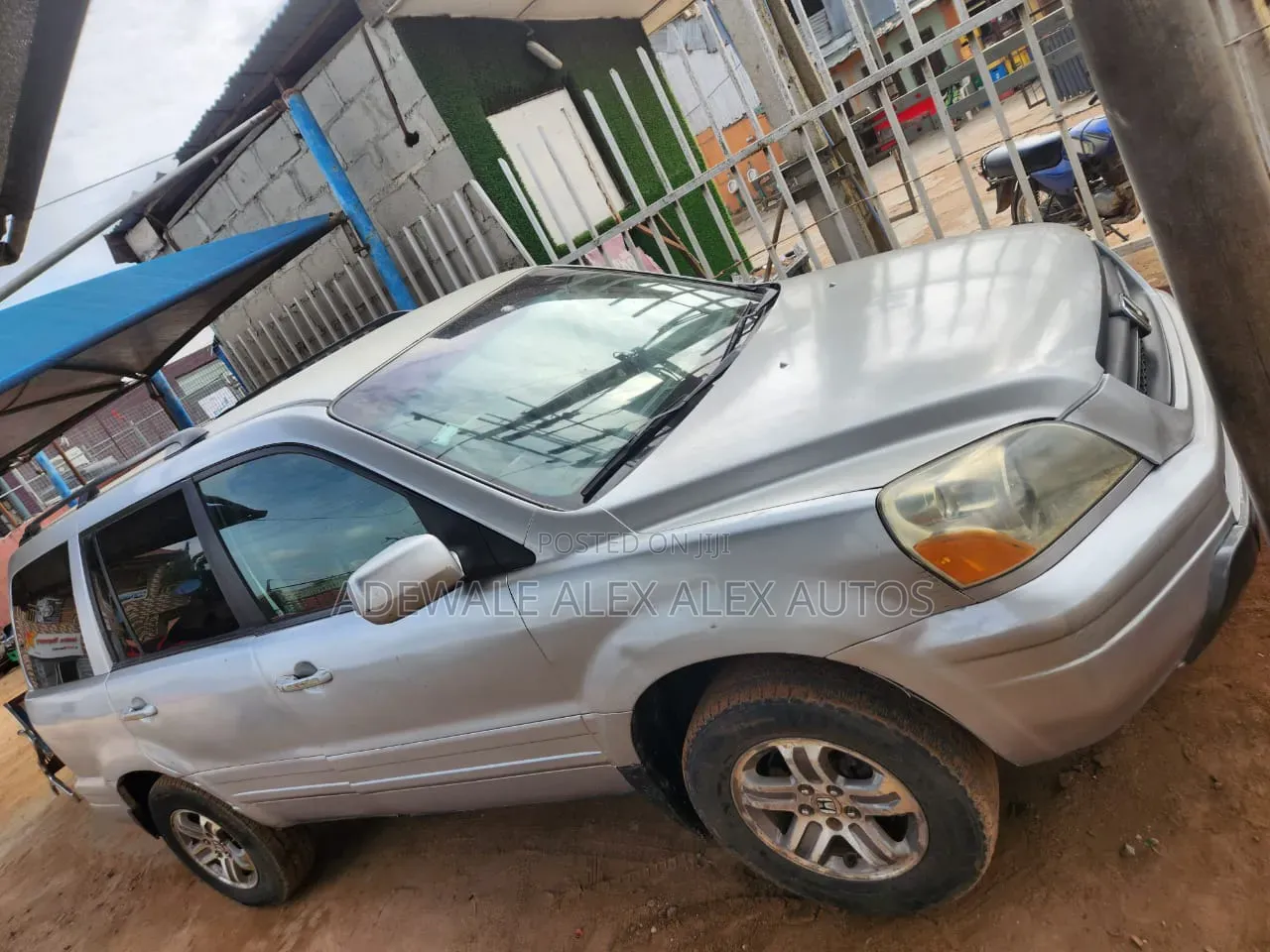 Honda Pilot 2005 Silver