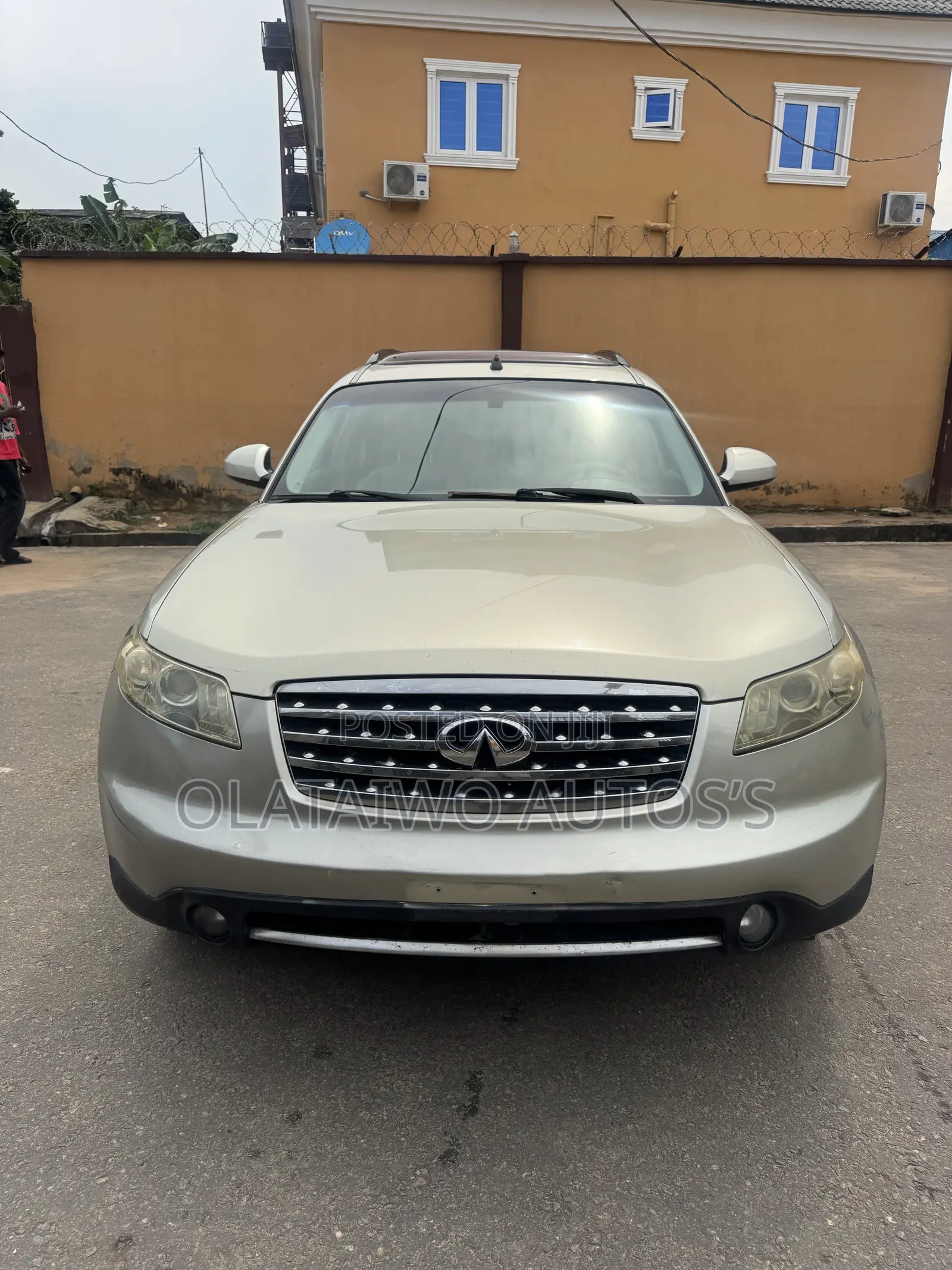 Infiniti FX35 Base 4x2 (3.5L 6cyl 5A) 2008 Gold