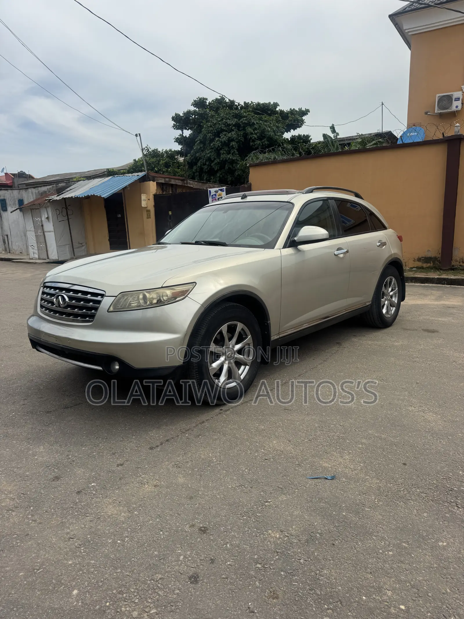 Infiniti FX35 Base 4x2 (3.5L 6cyl 5A) 2008 Gold