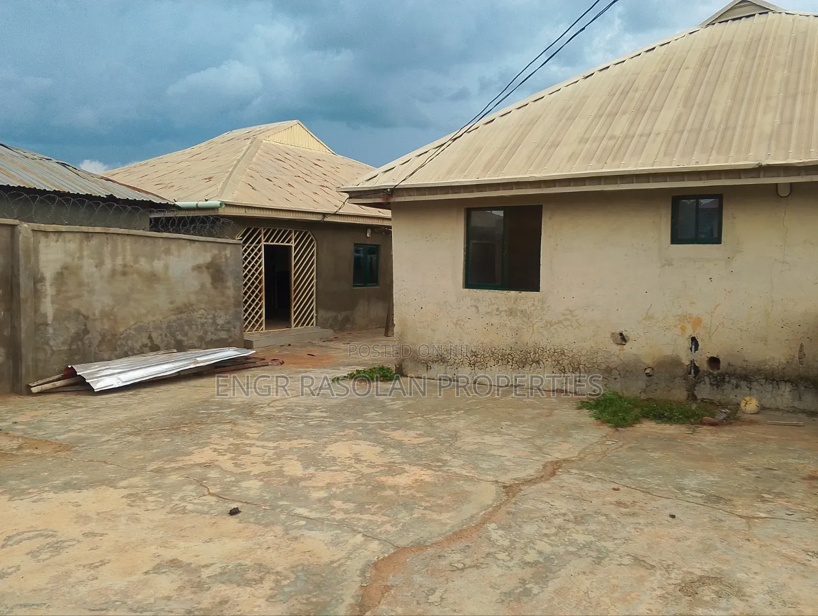 Furnished 3bdrm Block of Flats in Ganmo, Ifelodun-Kwara for sale