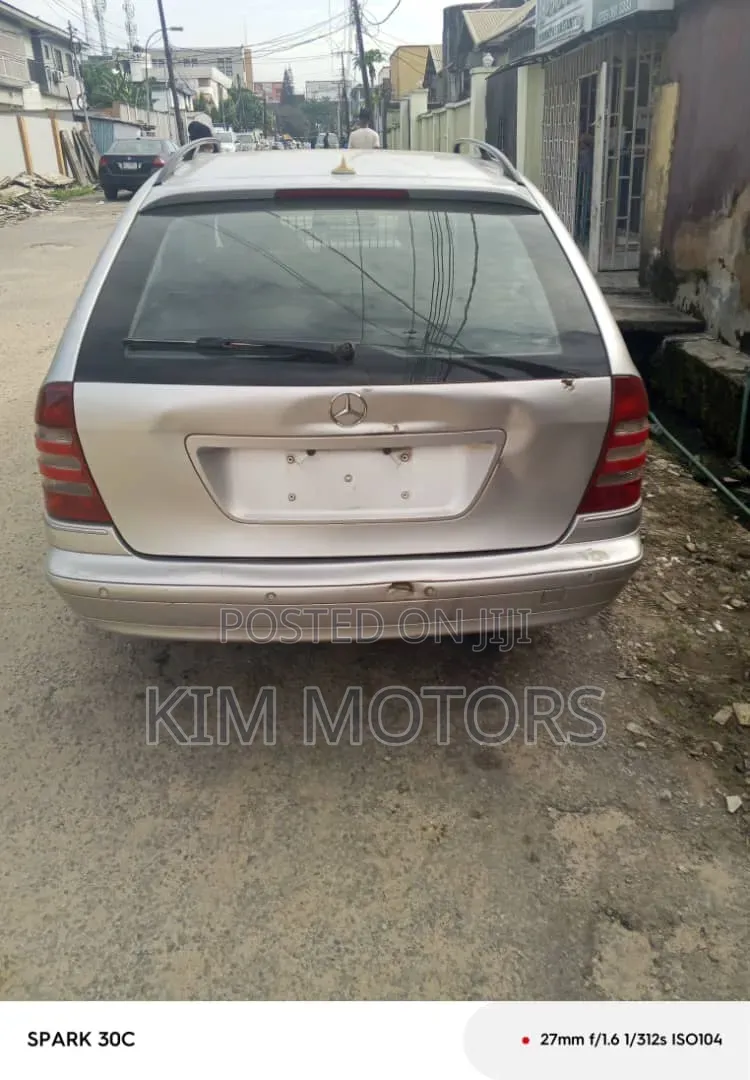 Mercedes-Benz C200 2005 Silver