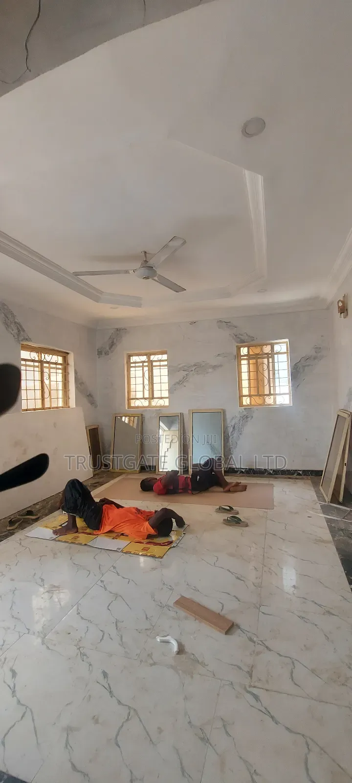 2bdrm Bungalow in None Stop, Idu Industrial for rent