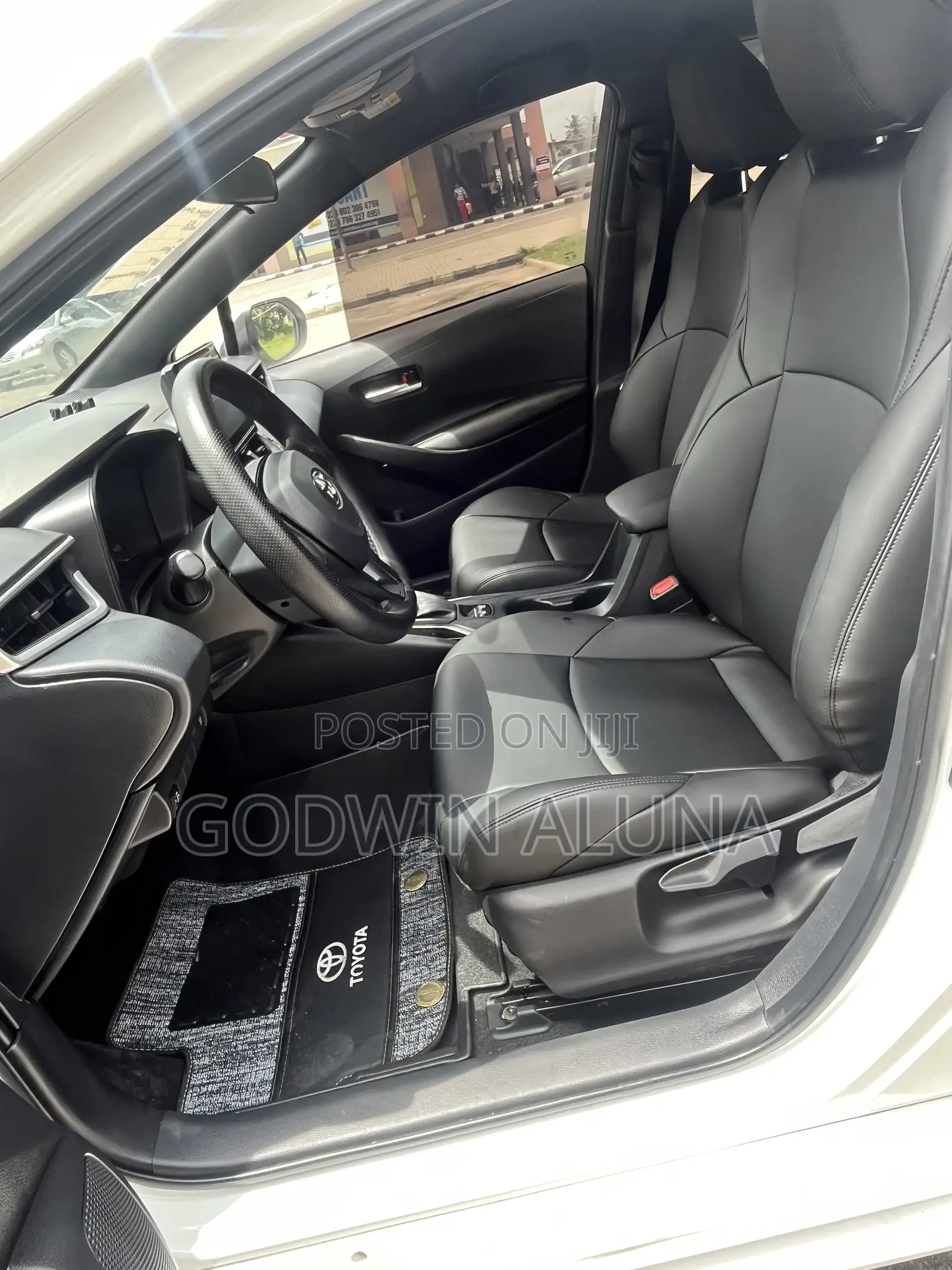 Toyota Corolla 2022 White