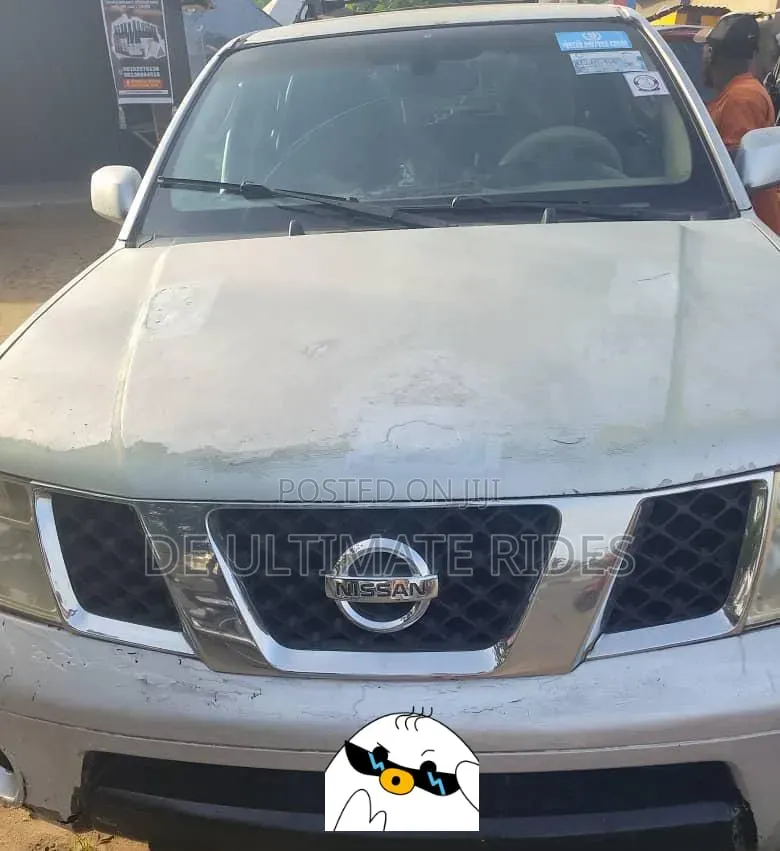 Nissan Pathfinder 2007 Silver