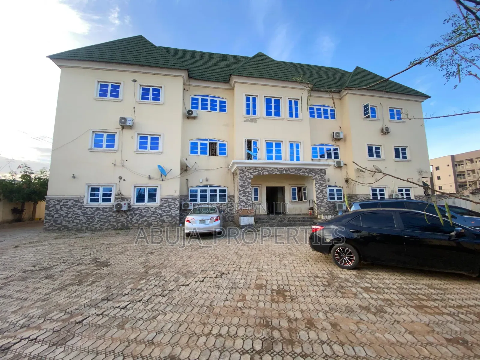 3bdrm Apartment in Mabushi for sale