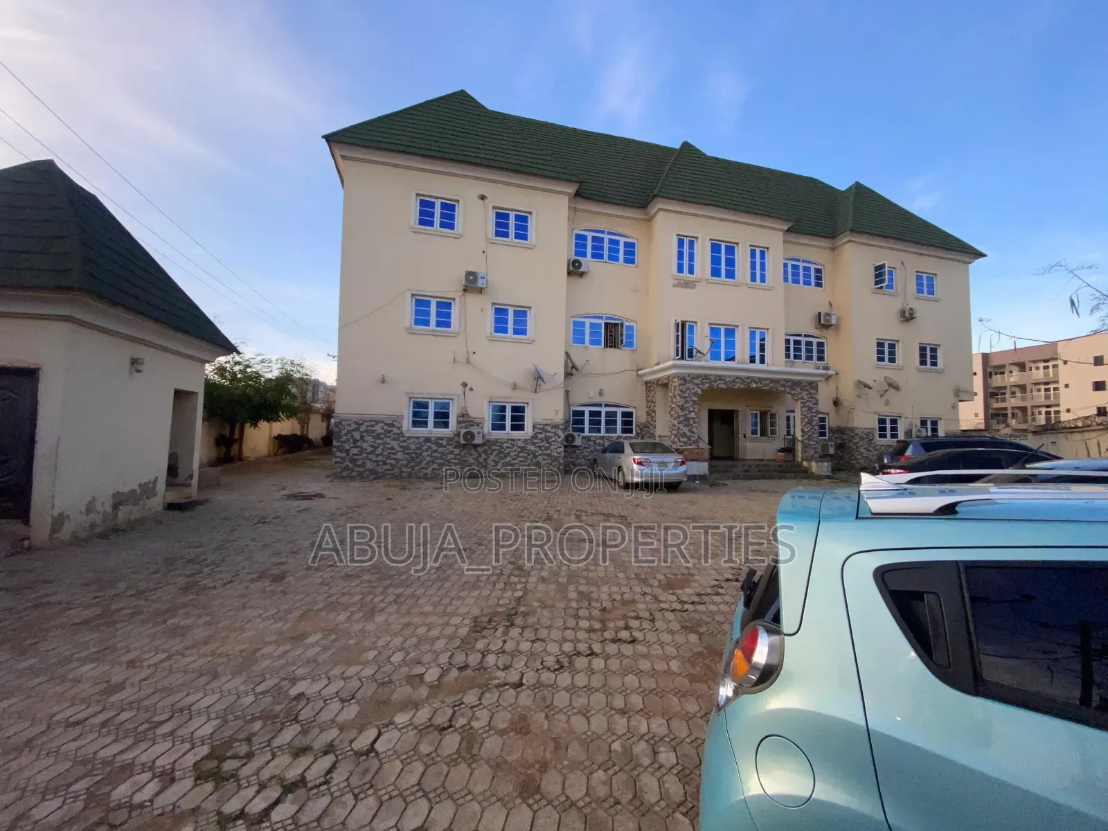 3bdrm Apartment in Mabushi for sale