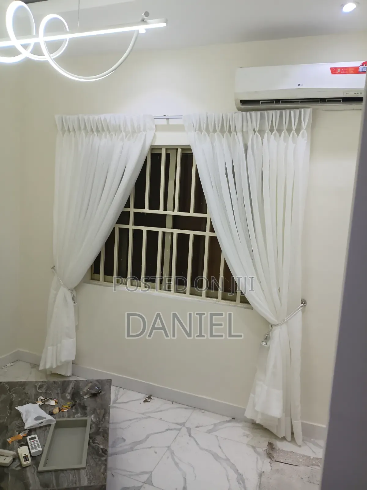 Black and White Colour Window Blind From Turkey