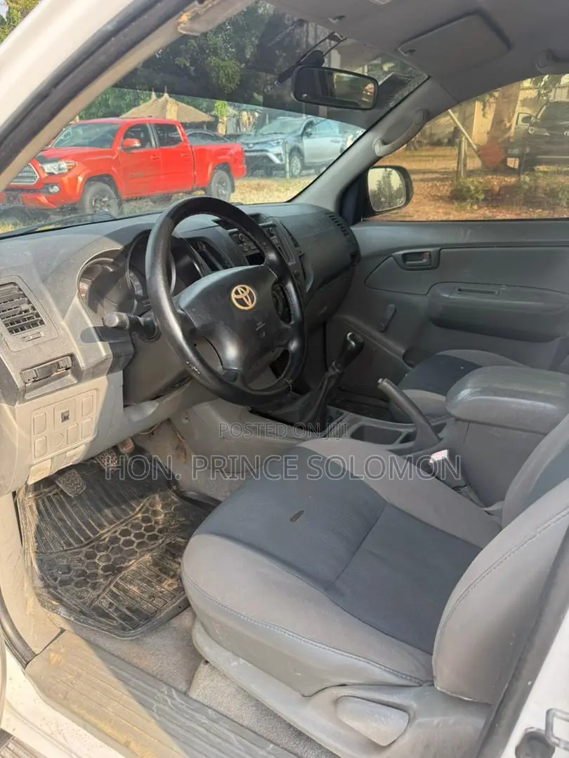 Toyota Hilux 2.7 VVT-i 4X4 SRX 2010 White