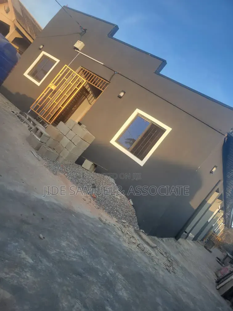 Furnished Mini Flat in Ayobo for rent
