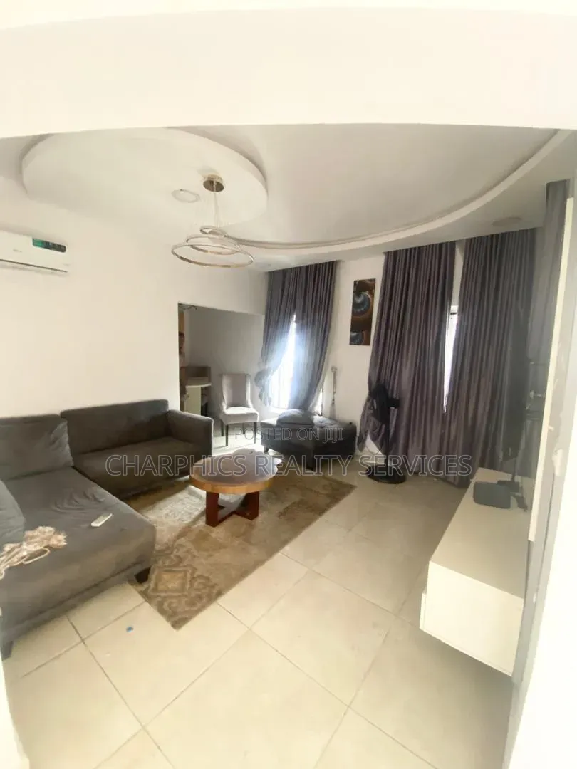 Furnished Studio Apartment in Lekki Phase 1 for rent