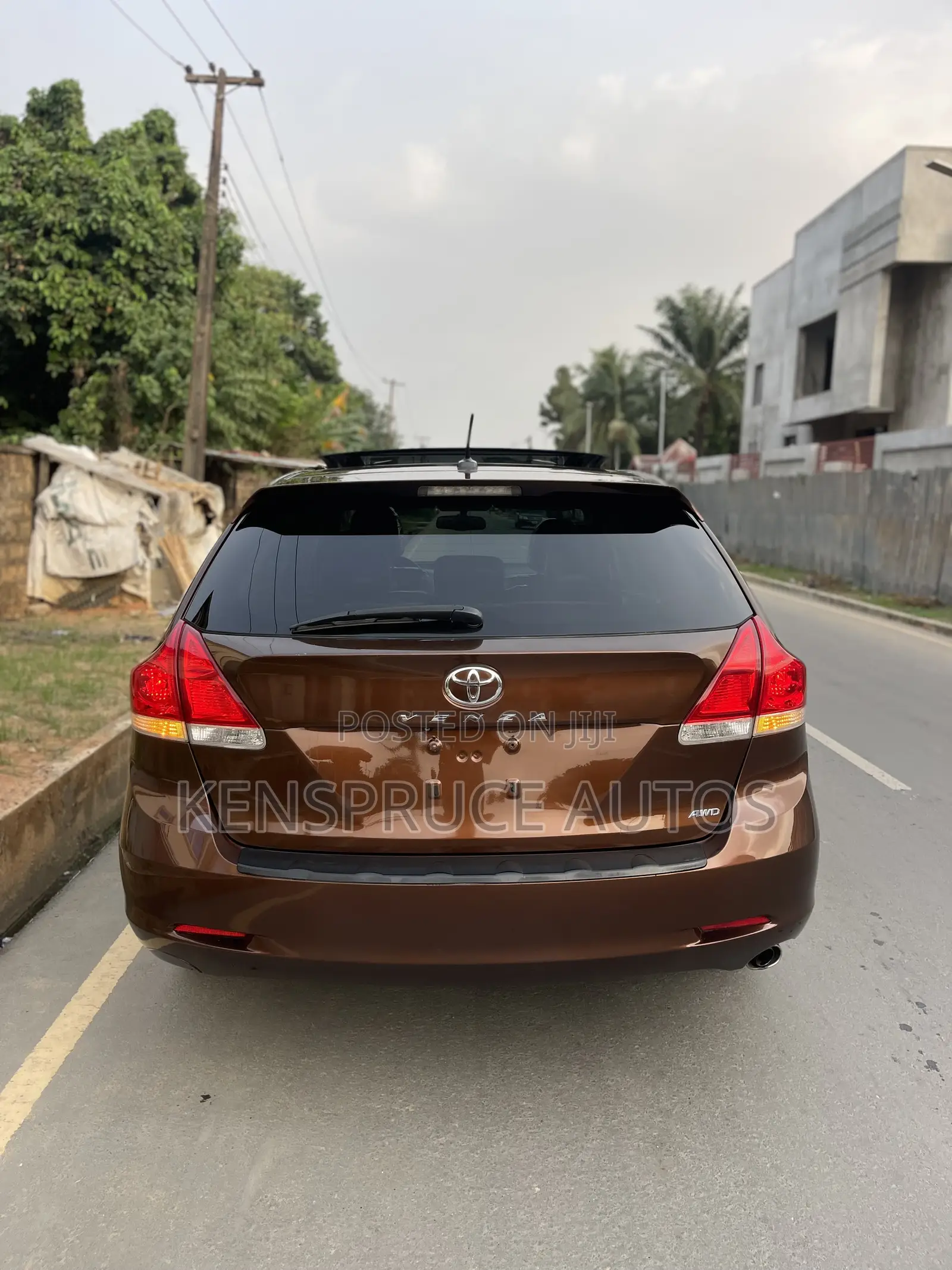 Toyota Venza XLE 2012 Brown