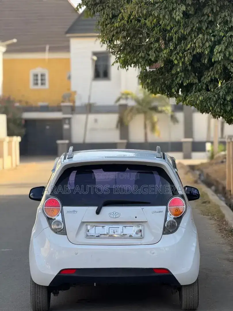 Chevrolet Spark 2011 White
