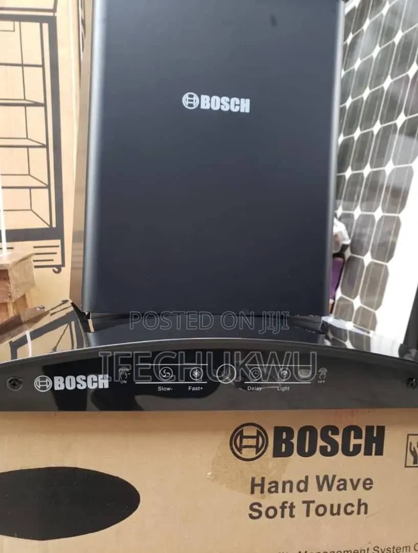 Quality Bosch 60cm Curved Automatic Handwave Control Heat Extractor