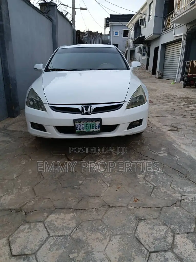 Honda Accord 2007 White