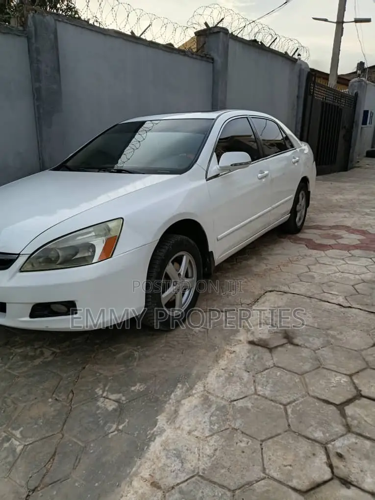 Honda Accord 2007 White