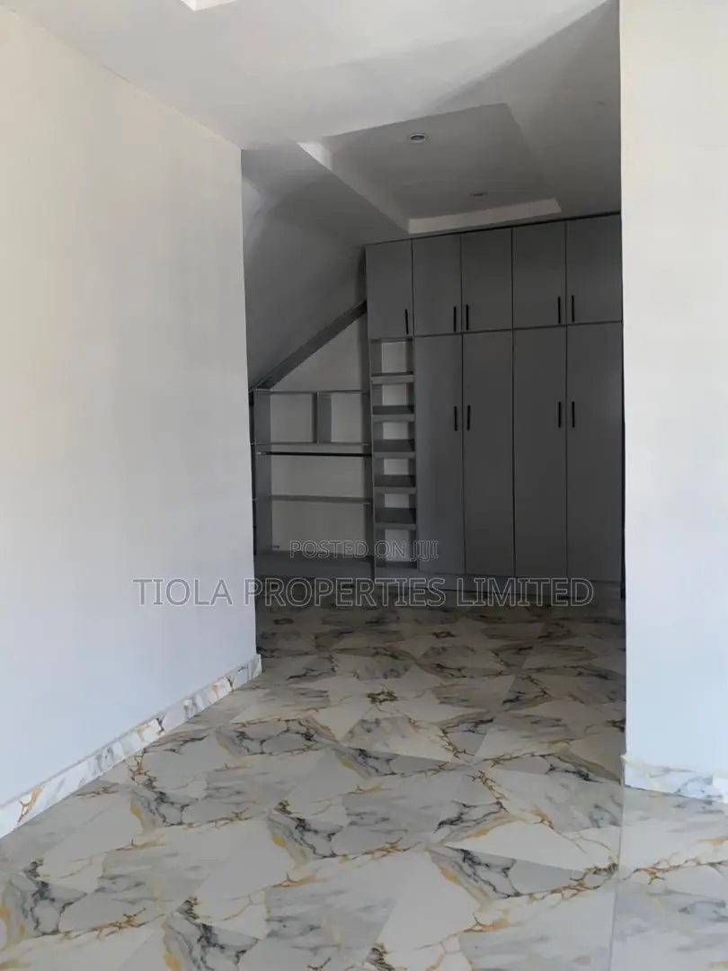 4bdrm Duplex in Reh Da Fortress, Sabon Lugbe for sale