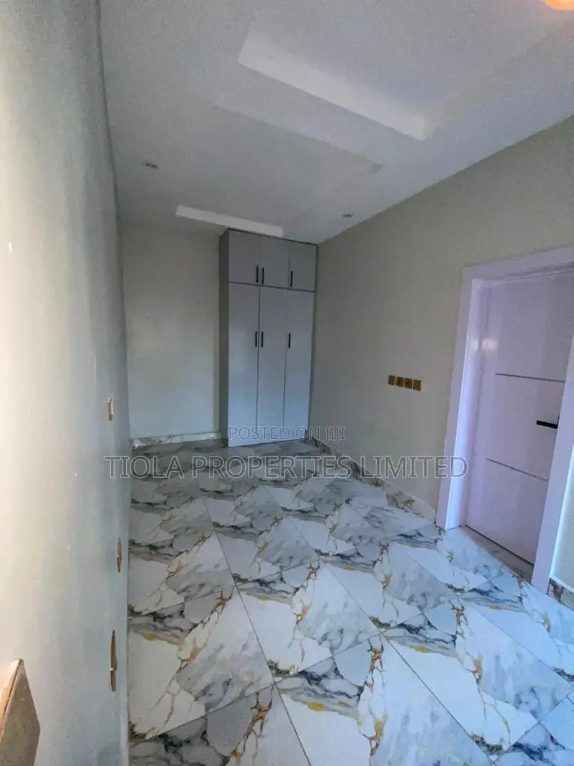 4bdrm Duplex in Reh Da Fortress, Sabon Lugbe for sale