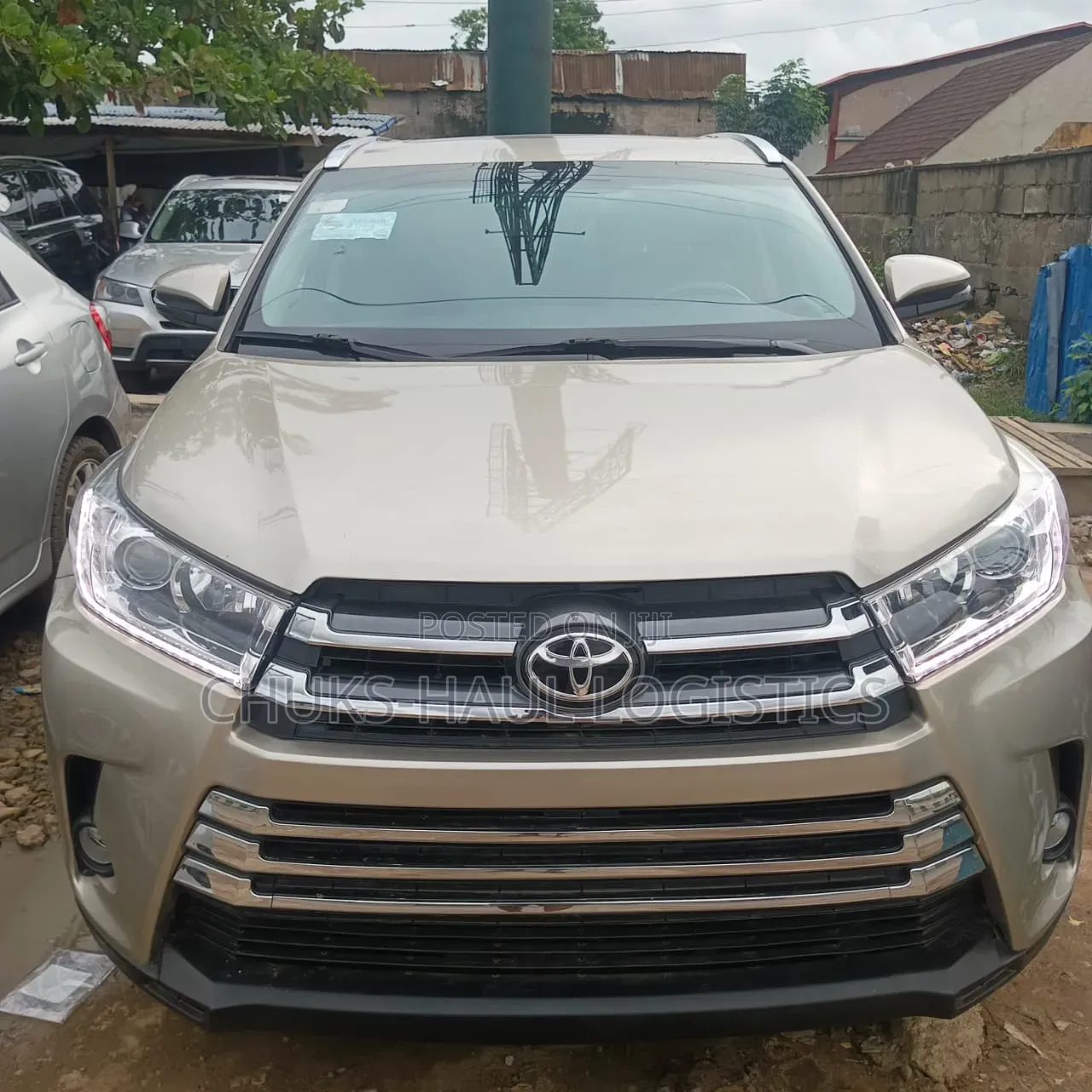 Toyota Highlander Limited V6 4x4 (3.5L 6cyl 6A) 2016 Gold