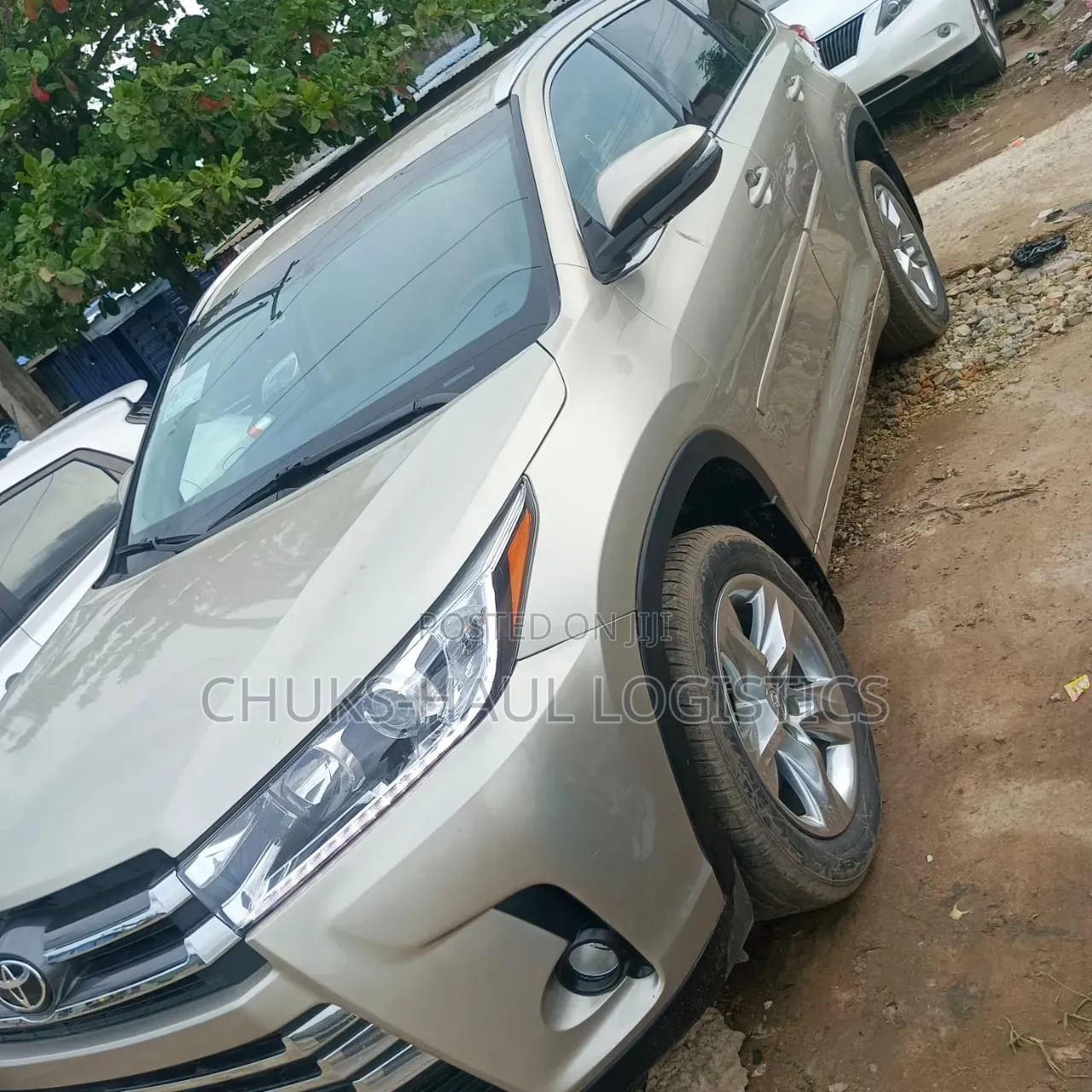 Toyota Highlander Limited V6 4x4 (3.5L 6cyl 6A) 2016 Gold