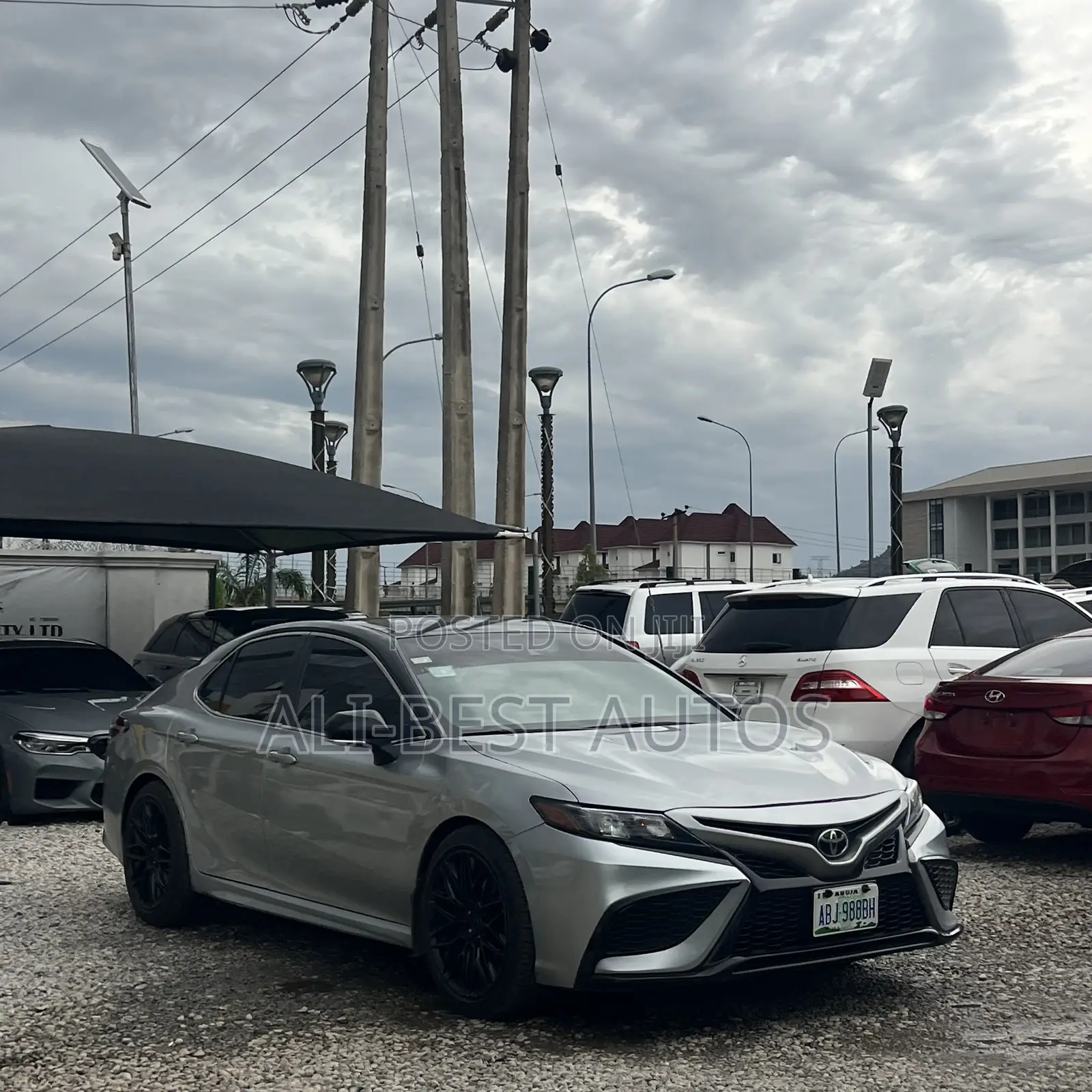 Toyota Camry 2021 Silver