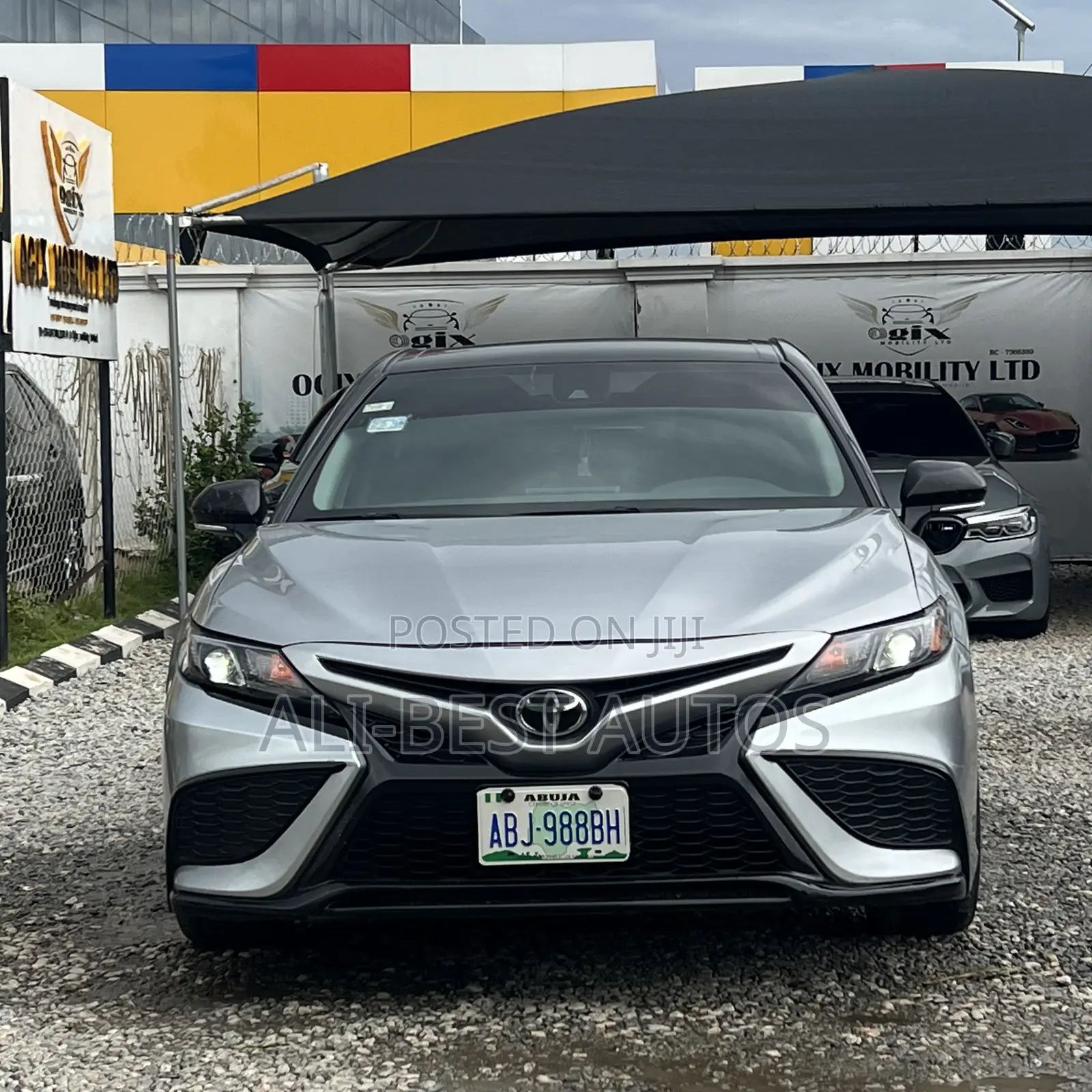 Toyota Camry 2021 Silver