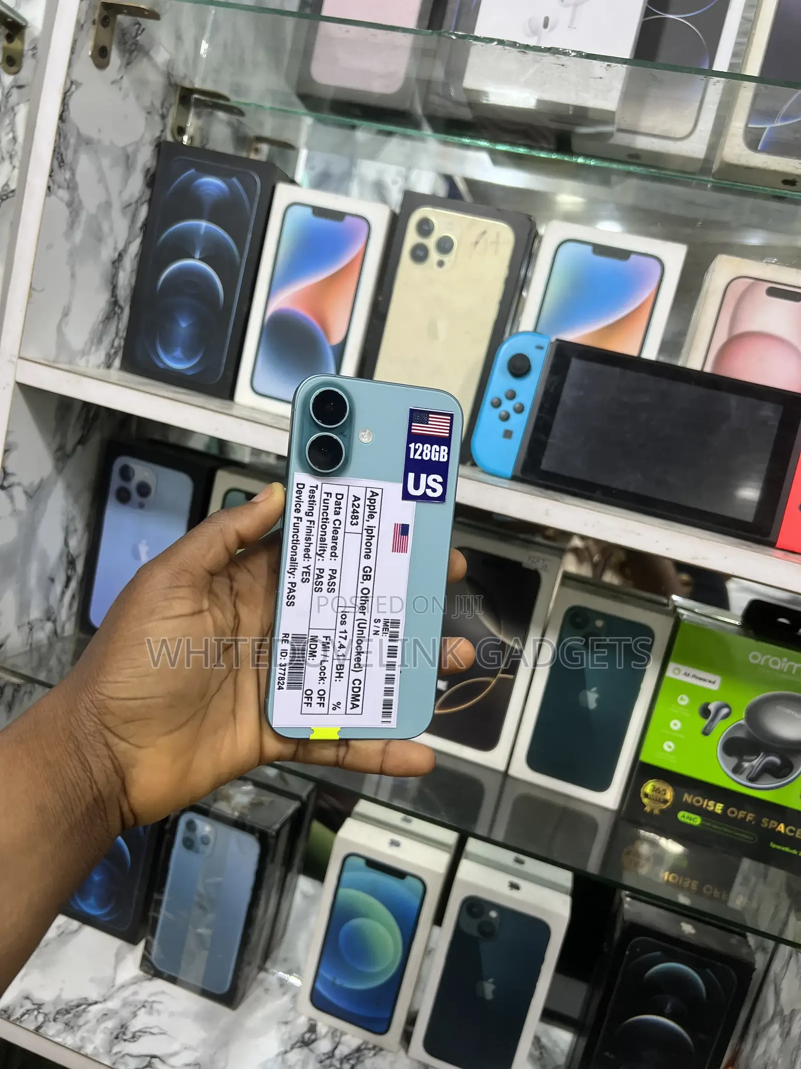 Apple iPhone 16 128 GB Green