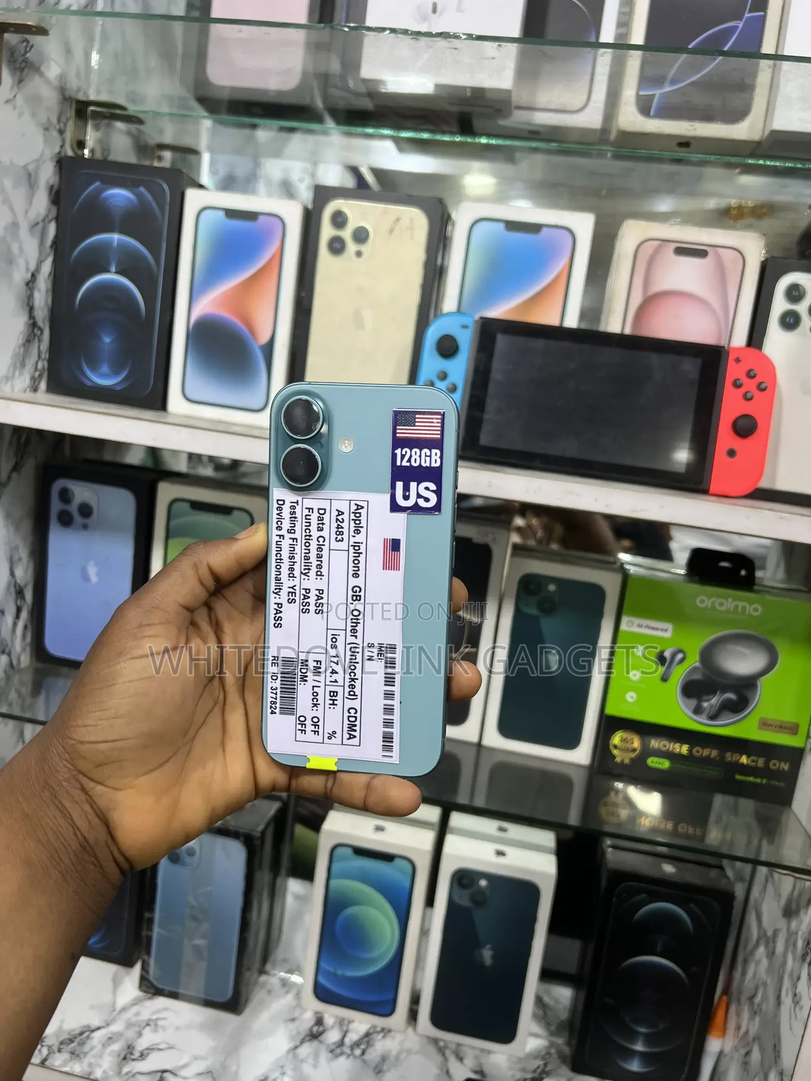 Apple iPhone 16 128 GB Green