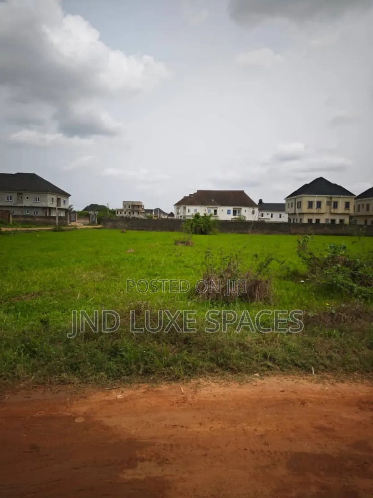725 SQM of Land Available in Opic